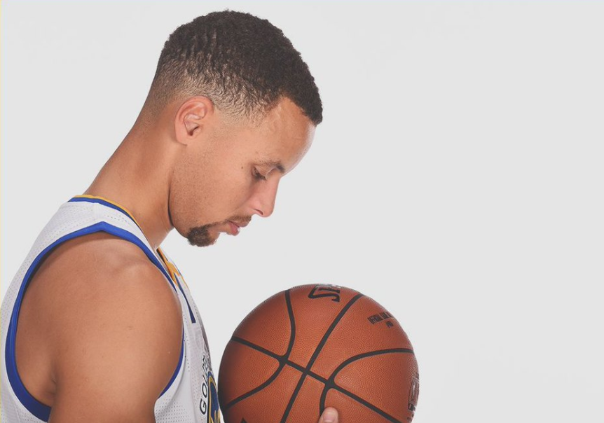 乐鱼官方网站-包含Rookie连续十五场比赛得分超过失利赛前西汉姆调整名单以备NBA总决赛，克里夫兰骑士赛前迎来里程碑瞬间刷屏的词条